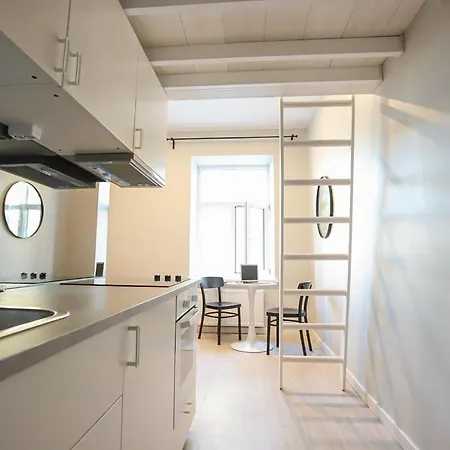Loft Style In City Centre Near Any Public Transportation Apartman